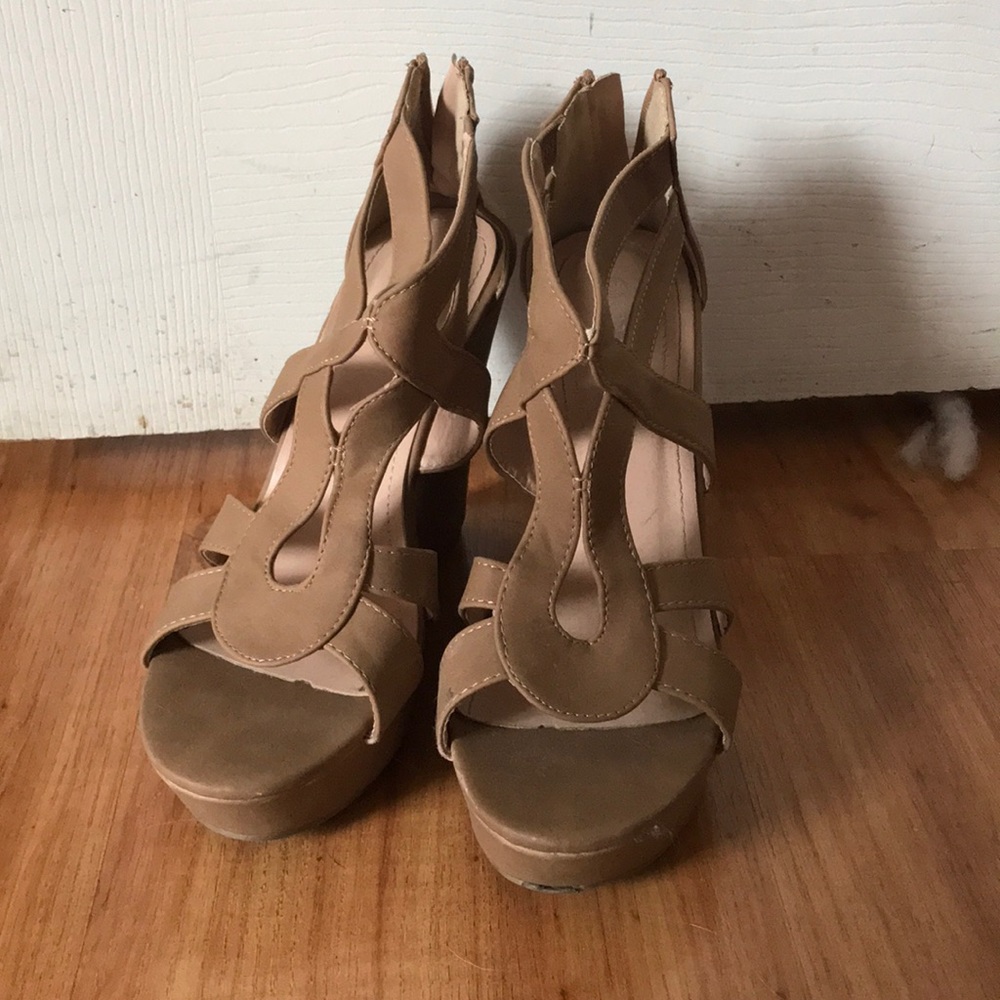 Brown wedges
